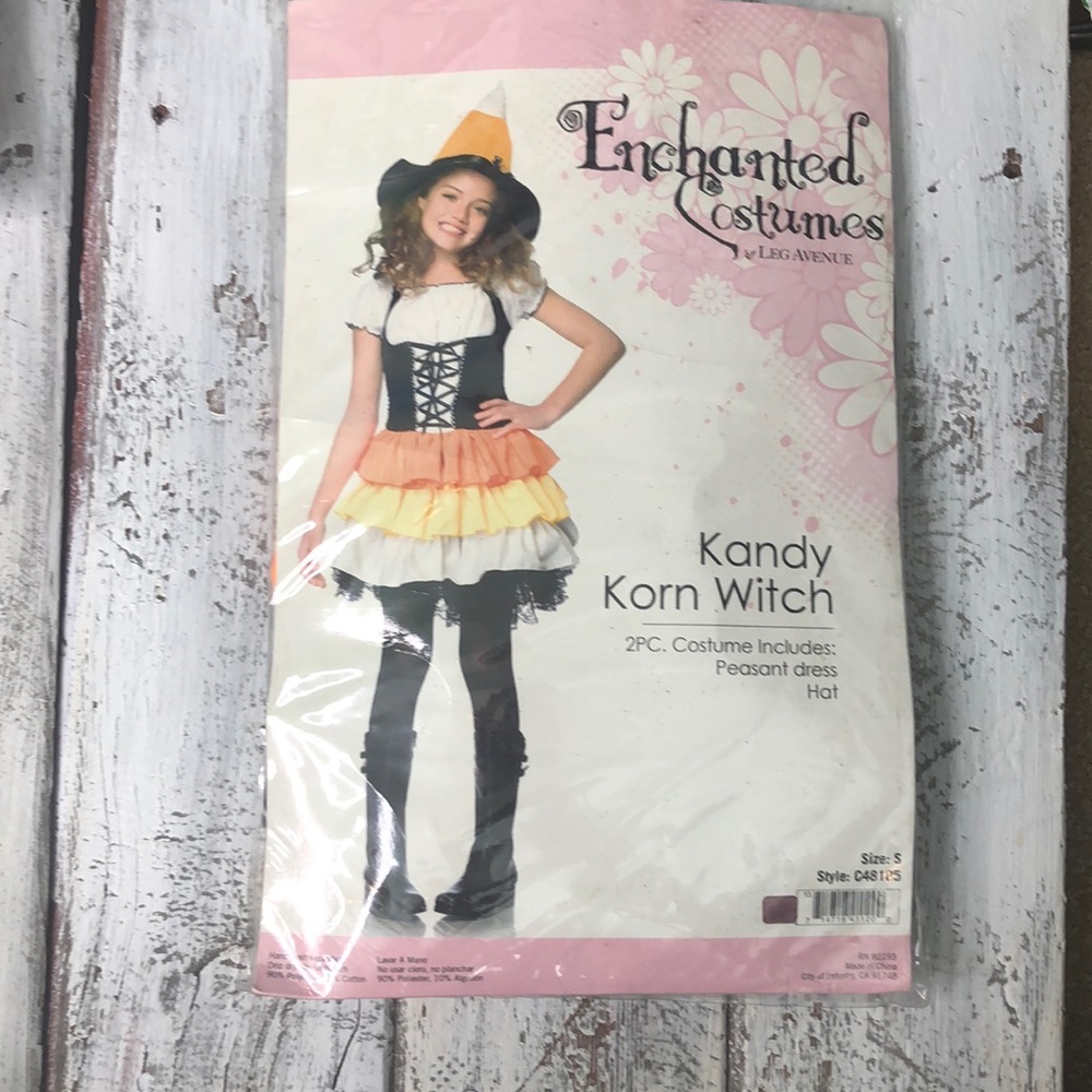 Kandy Korn Witch Halloween Costume